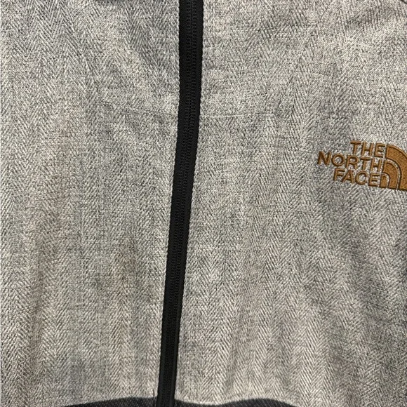 The North Face Jacket - Picture 2 of 4
